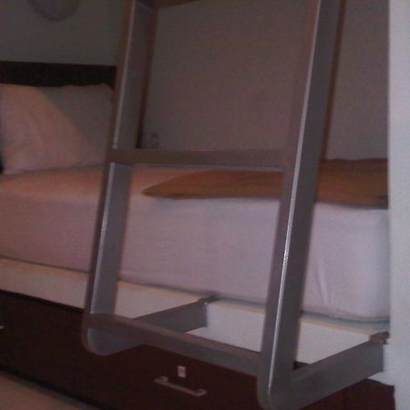 Mirah Hostel Legian Dış mekan fotoğraf