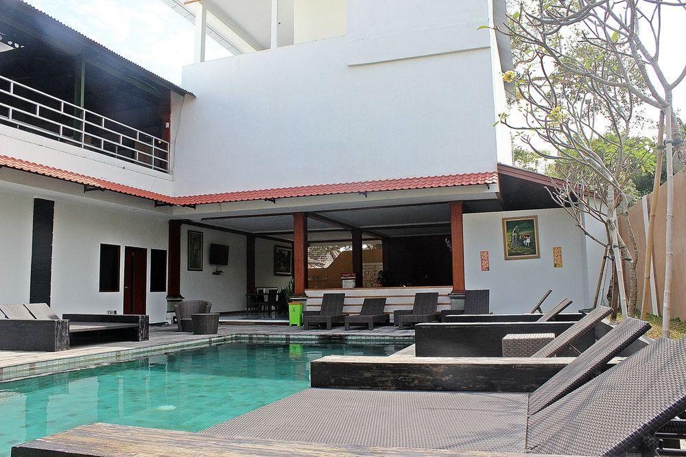 Mirah Hostel Legian Dış mekan fotoğraf