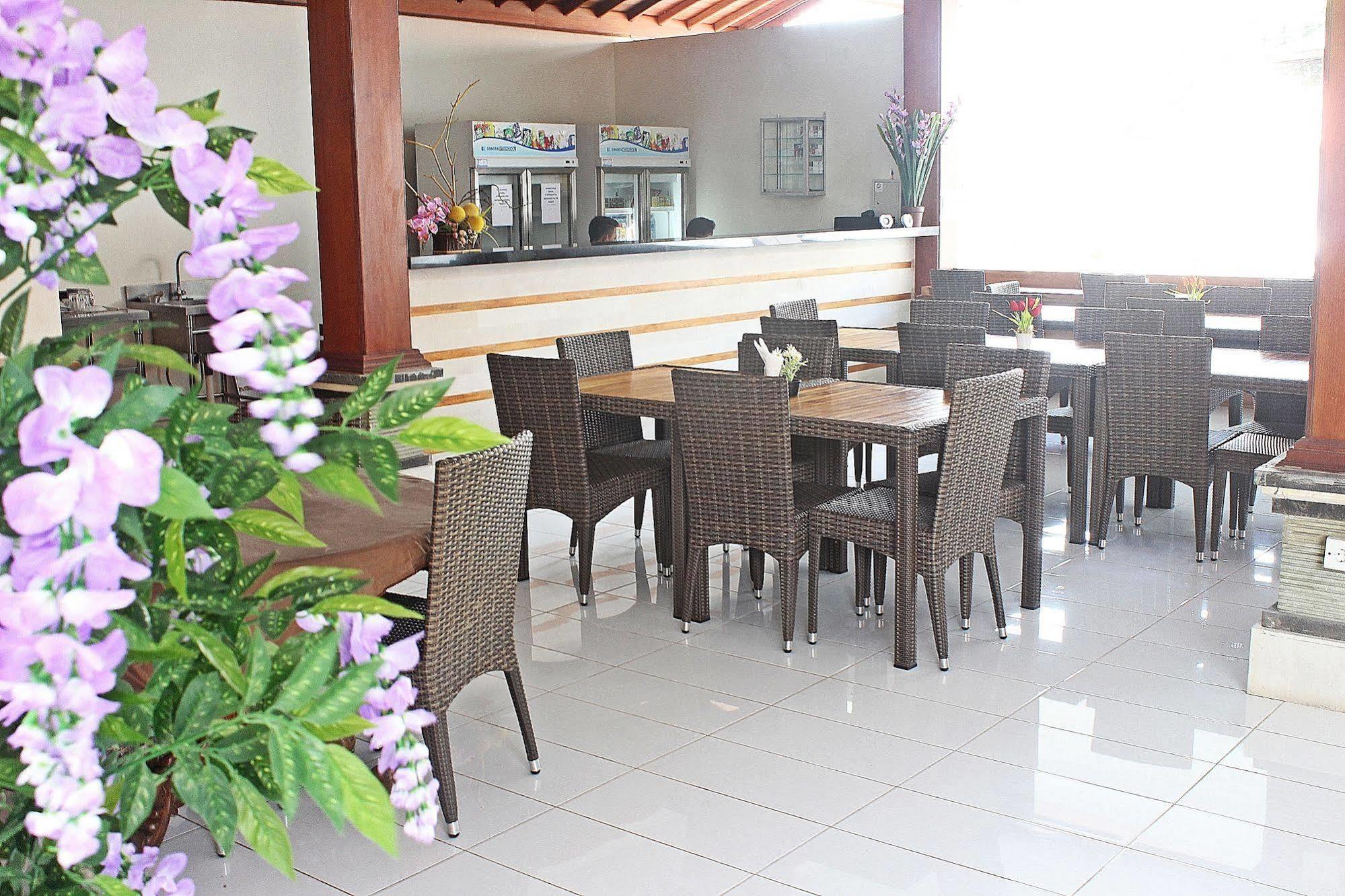 Mirah Hostel Legian Dış mekan fotoğraf